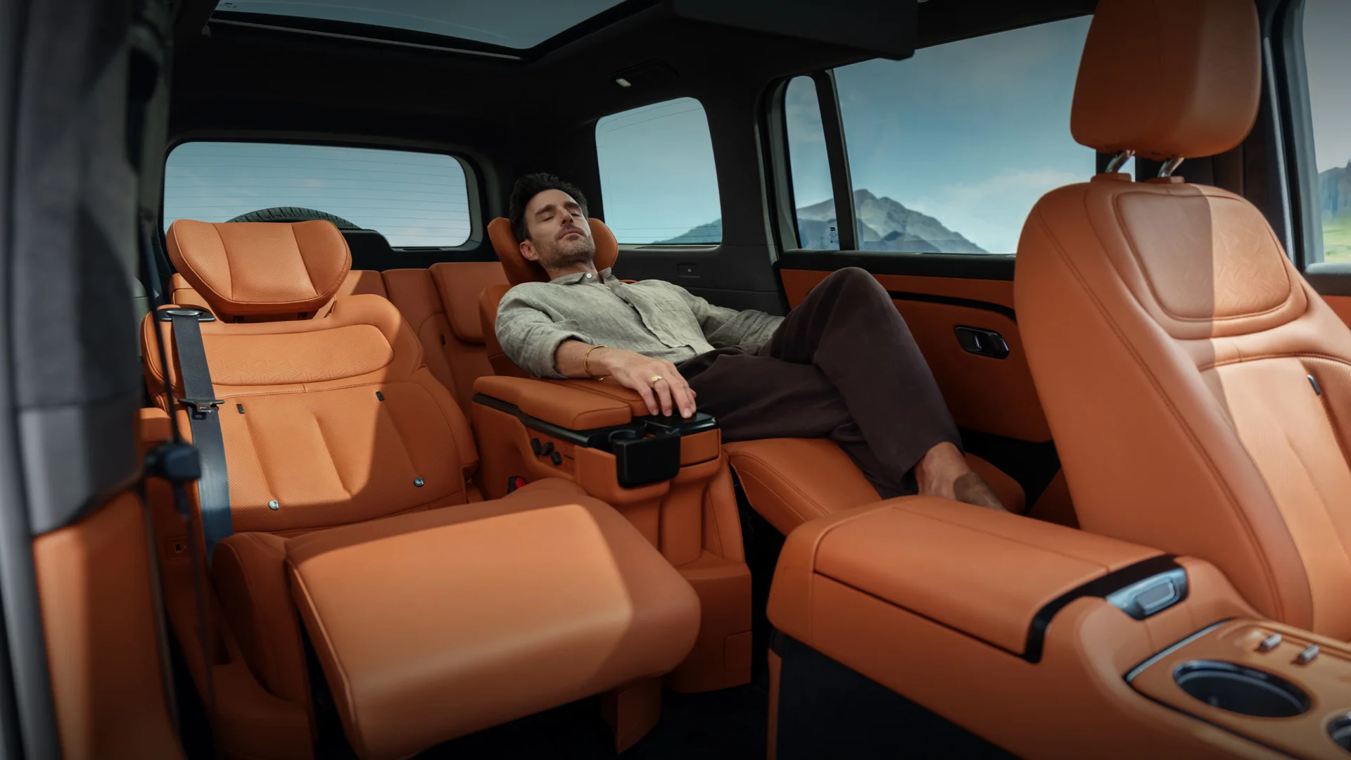 ROX Adamas interior 6